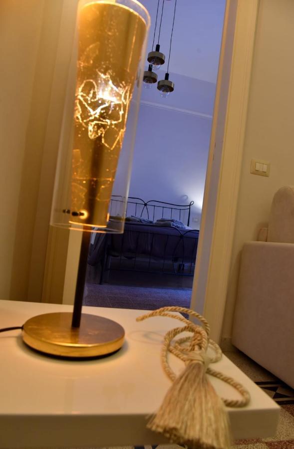 Ripa Garden Room And Suite Salerno Buitenkant foto