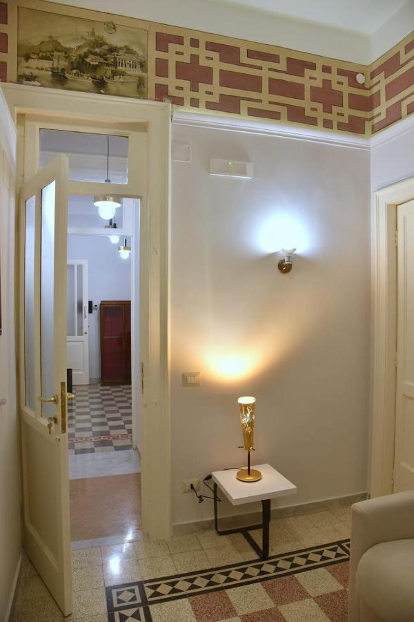 Ripa Garden Room And Suite Salerno Buitenkant foto